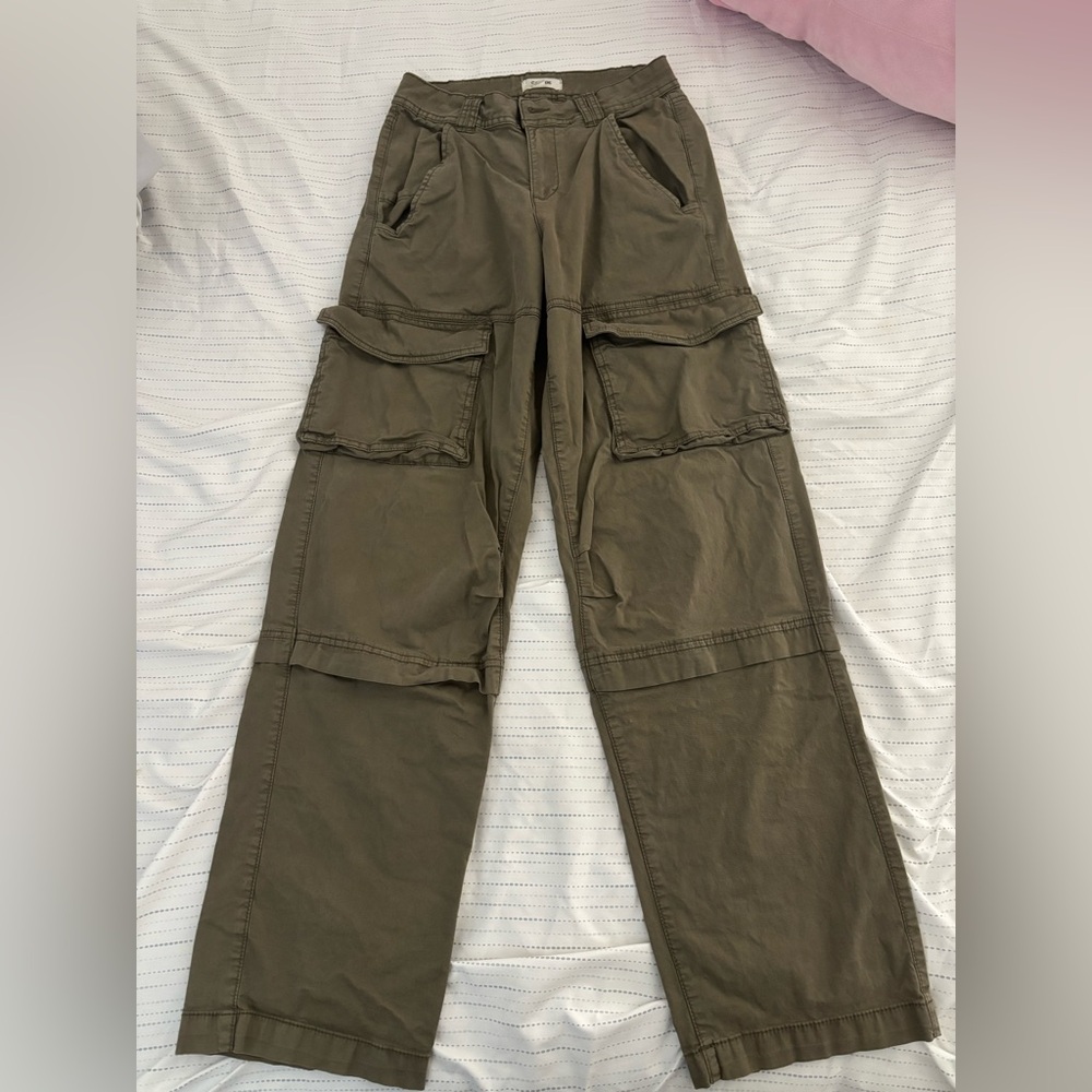 Garage Green Cargo Pants with Utility Design